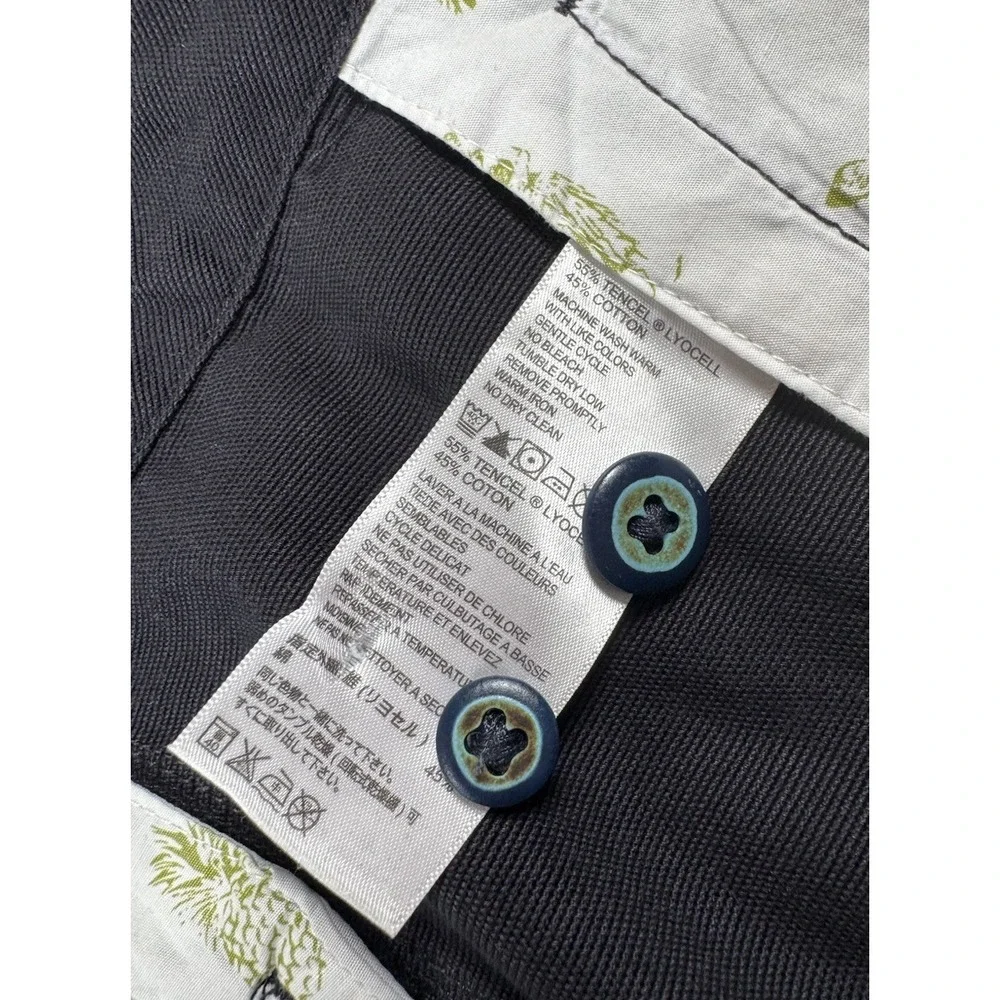 Tommy Bahama Relax Mens Tencel Cotton Blend Shorts Black Cargo 42 Inseam 9‎